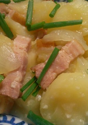 塩麹でベーコンとじゃがいものトロトロ煮-レシピのメイン写真
