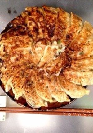 白菜でギョウザ-レシピのメイン写真