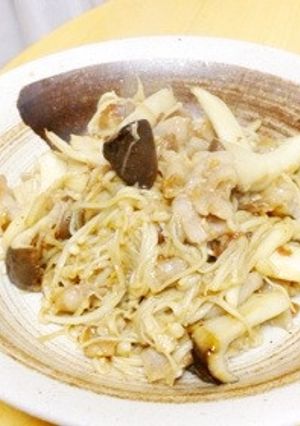 ご飯がｽｽﾑ♪豚とｷﾉｺの味噌炒め♪-レシピのメイン写真