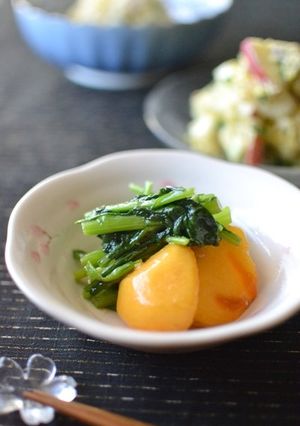 春菊と柿のゴマ和え【作りおき】-レシピのメイン写真
