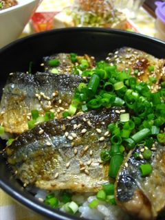 ☆簡単!さんまのかば焼き丼☆-レシピのメイン写真