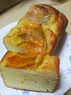 柿とヨーグルトのしっとりケーキ-レシピのメイン写真