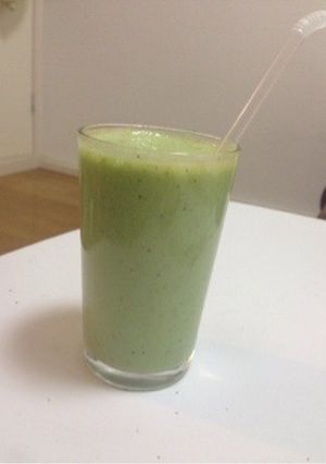 飲みやすい！小松菜のグリーンスムージー-レシピのメイン写真