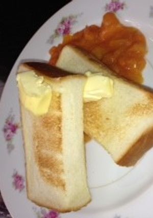 ウチカフェトースト柿ジャム添え-レシピのメイン写真