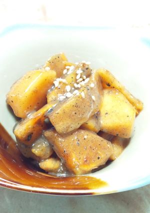 柿にあえて胡麻-レシピのメイン写真