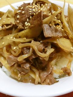 ☆糸こんにゃく入り☆牛肉ごぼう丼☆-レシピのメイン写真