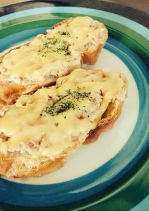 フランスパンー超簡単ツナトスト-レシピのメイン写真