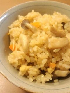鶏とキノコの炊き込み御飯~生姜風味~-レシピのメイン写真