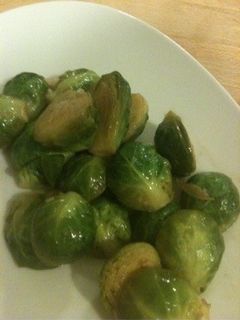 芽キャベツのアンチョビ炒め-レシピのメイン写真