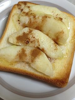 ウチカフェ♪ 梨のメープルトースト-レシピのメイン写真