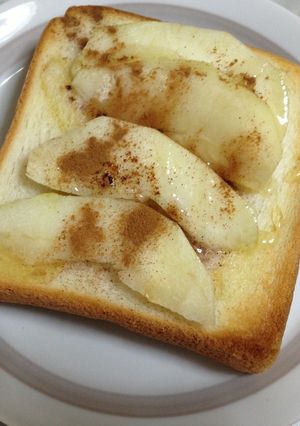 ウチカフェ♪ 梨のメープルトースト-レシピのメイン写真