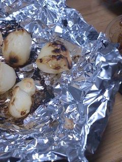 酒のあてに焼きにんにく!味噌をつけて♪-レシピのメイン写真
