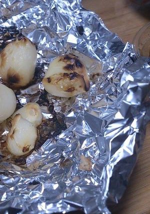 酒のあてに焼きにんにく！味噌をつけて♪-レシピのメイン写真