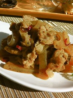 お肉が主役!簡単蓮根きんぴら炒め♬-レシピのメイン写真
