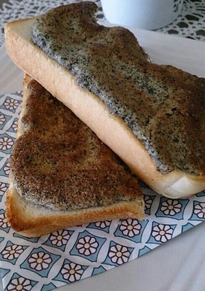 ふわふわ食パンで＊簡単黒胡麻トースト-レシピのメイン写真
