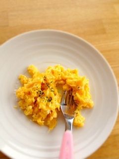 ふわとろチーズスクランブルエッグ-レシピのメイン写真