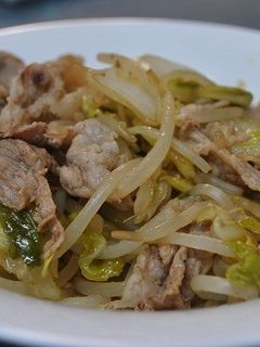 豚肉と白菜の漬物の炒めもの-レシピのメイン写真