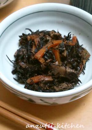 旨味!ツナ入りひじきの煮物-レシピのメイン写真