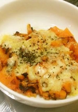 簡単☆材料少ない副菜♪人参のチーズがけ☆-レシピのメイン写真