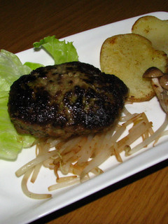 豆腐と麩(ふ)で!ヘルシー青汁ハンバーグ-レシピのメイン写真