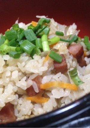 スパムと牛蒡の炊き込みご飯を作る霜月-レシピのメイン写真