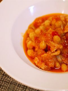 鳥肉とひよこ豆のトマト煮-レシピのメイン写真