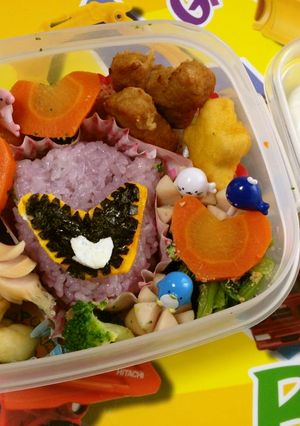 キョウリュウバイオレット風おにぎり弁当-レシピのメイン写真