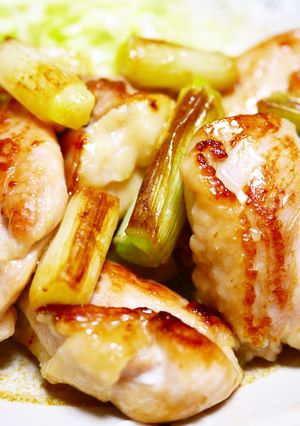 鶏もも肉がぷりぷり！串なし☆塩焼き鳥-レシピのメイン写真