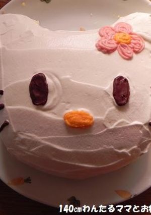 ふわふわスポンジ★キティバースディケーキ-レシピのメイン写真
