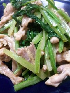 簡単!鶏せせりとセロリのザッと炒め!-レシピのメイン写真