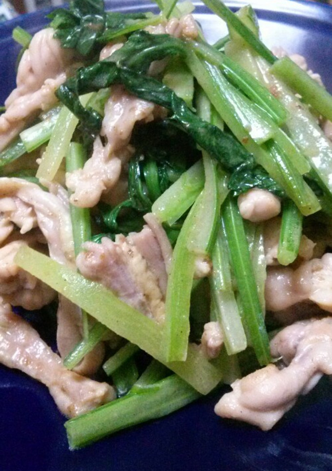 簡単！鶏せせりとセロリのザッと炒め！-レシピのメイン写真