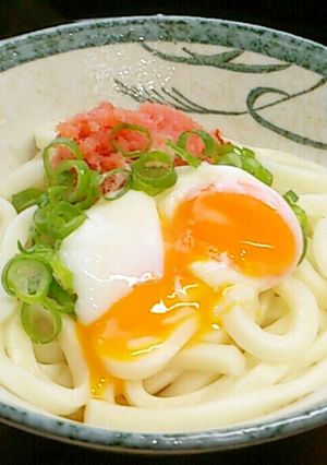 丸亀製麺ごっこ★熱々「明太釜玉うどん」-レシピのメイン写真
