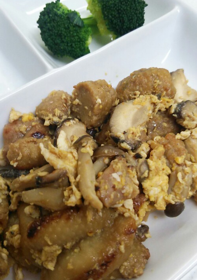 残り物リメイク★焼き鳥ときのこの卵炒め-レシピのメイン写真
