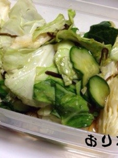 簡単‼きゅうりとキャベツの浅漬け‼︎-レシピのメイン写真