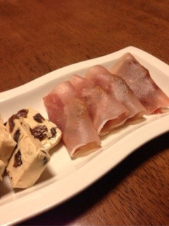 簡単おつまみ♡ドライいちぢくの生ハム巻き-レシピのメイン写真