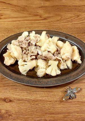 カリフラワーと豚の煮物-レシピのメイン写真