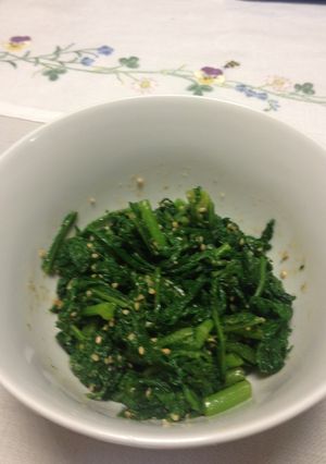 簡単✌ 麺つゆで春菊の胡麻和え-レシピのメイン写真