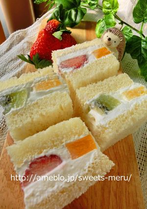 ふんわり☆ヨーグルトフルーツサンド-レシピのメイン写真