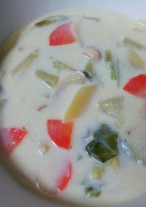 野菜とベーコンの牛乳スープ-レシピのメイン写真