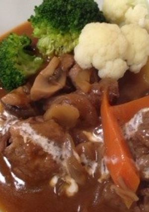 クリスマスに薄切肉で豪華なビーフシチュー-レシピのメイン写真