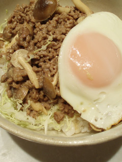 きのことひき肉の簡単丼-レシピのメイン写真