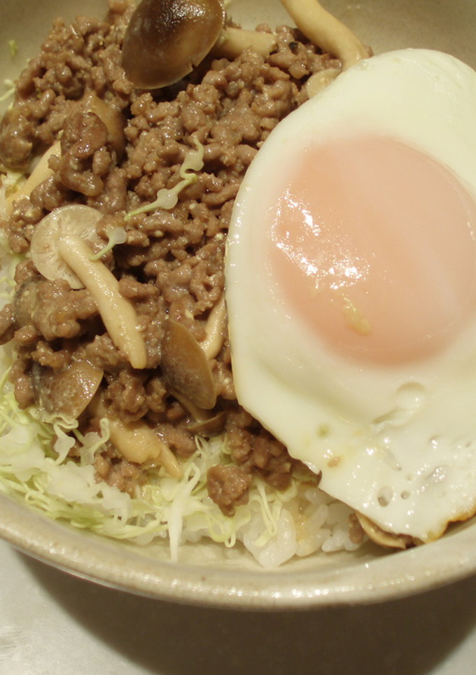 きのことひき肉の簡単丼-レシピのメイン写真