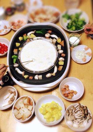 ホットプレートで☆簡単！チーズフォンデュ-レシピのメイン写真
