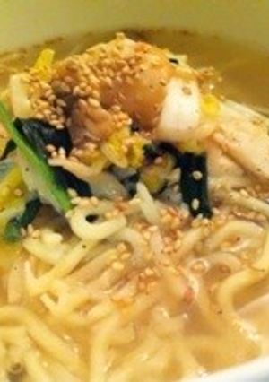 簡単！コク旨海鮮塩バターラーメン(19)-レシピのメイン写真