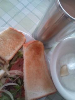 スモークサーモンのオープンサンド-レシピのメイン写真