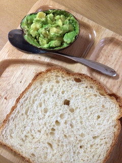 アボカドトースト-レシピのメイン写真