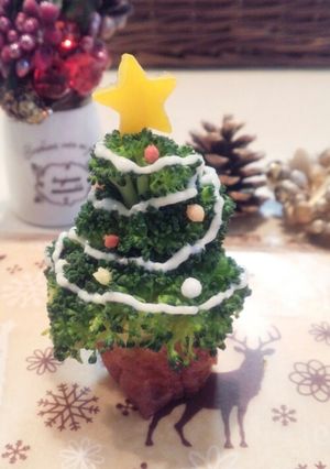 Xmas☆デコおかず♪ブロッコリーツリー-レシピのメイン写真