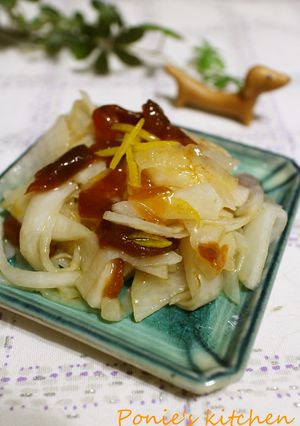 お正月に♪柚子風味☆干し柿入り大根なます-レシピのメイン写真