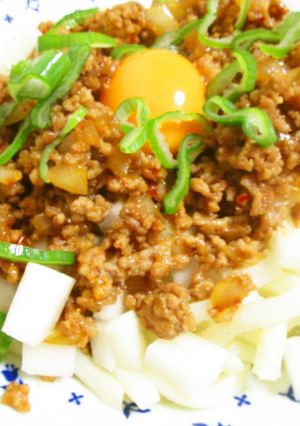 ピリ辛♡汁なしうどん-レシピのメイン写真