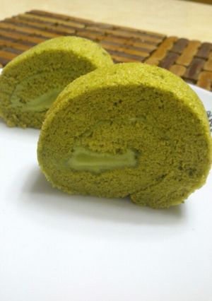 ダブル抹茶チーズロールケーキ-レシピのメイン写真